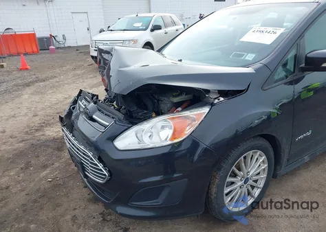 2015 Ford C-Max Hybrid Se from USA, damaged, VIN 1FADP5AU6FL104730